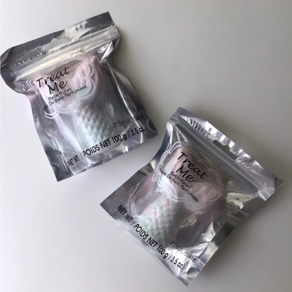 Mermaid Tail Bath Bombs SET OF 2 Spa Bath Fizzy Shimmering Pastel Pair Relax NEW - Picture 2 of 7